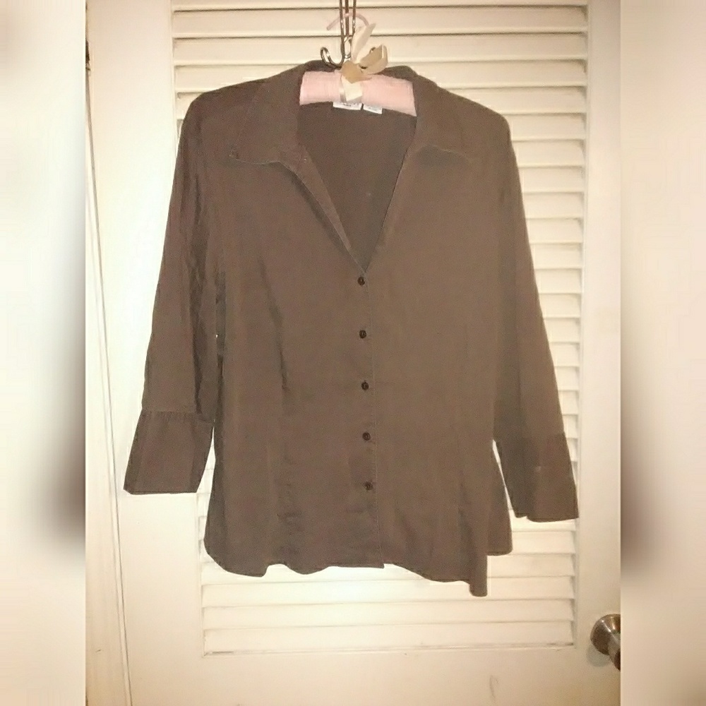 Carolina Colours Chocolate Button Up